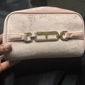 Tom Ford Elegant Pink Velvet Cosmetics pouch